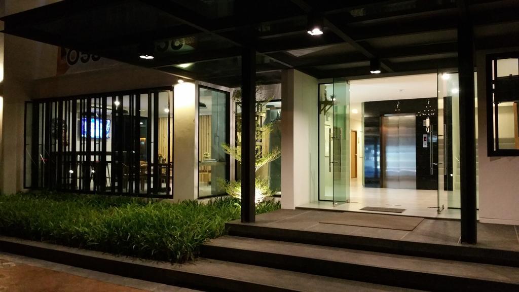 Easy Hotel Lamphun Ngoại thất bức ảnh